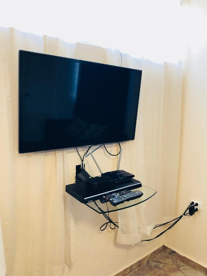 Cozy Studio Retreat With Private Parking And Free Laundry Ponce Kültér fotó